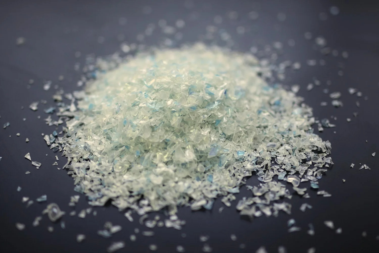 PET flakes
